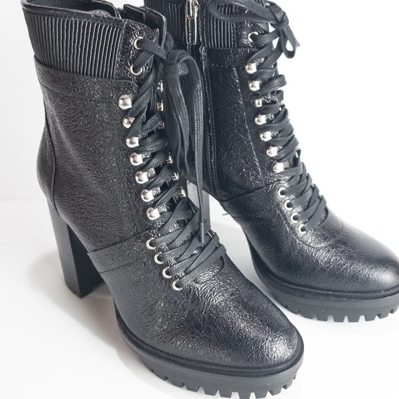 Vince Camuto Ermania Leather Platform Lace-up Bootie -7.5 - Picture 2 of 13